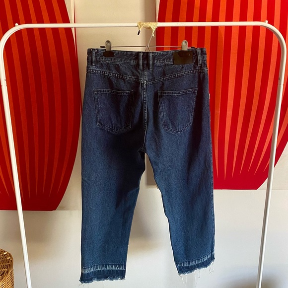 Fair Play Cut-Off Pants - Picture 4 of 4